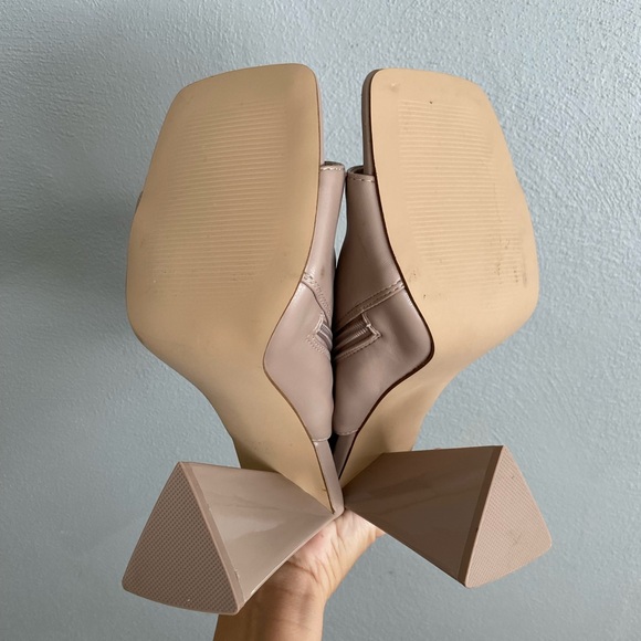 Steve Madden Heels Women’s Size 8.5 Block Chunky Heel Boots Taupe Peeptoe - Picture 9 of 9